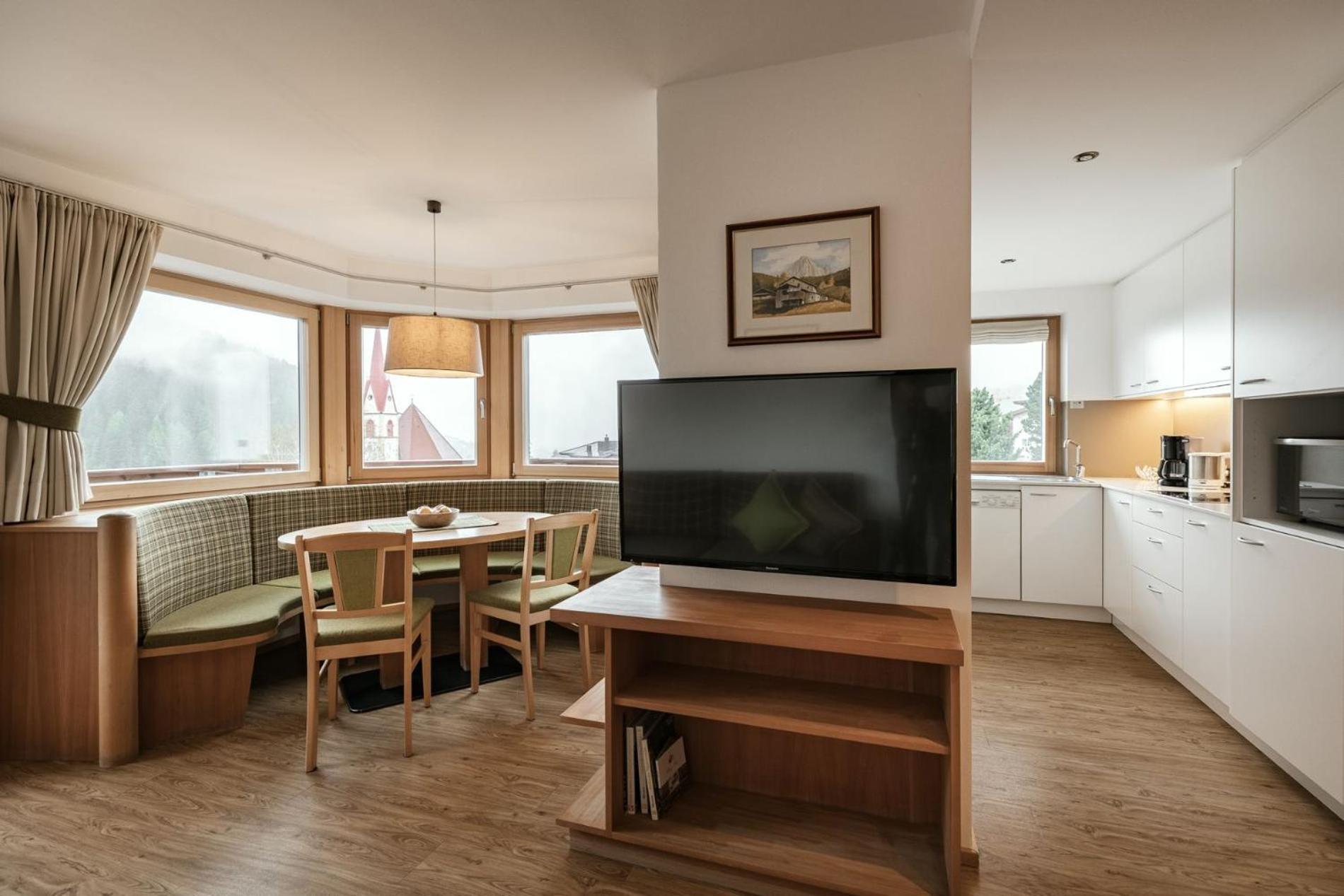 סלבה די ואל גרדנה Apartments Burvel חדר תמונה