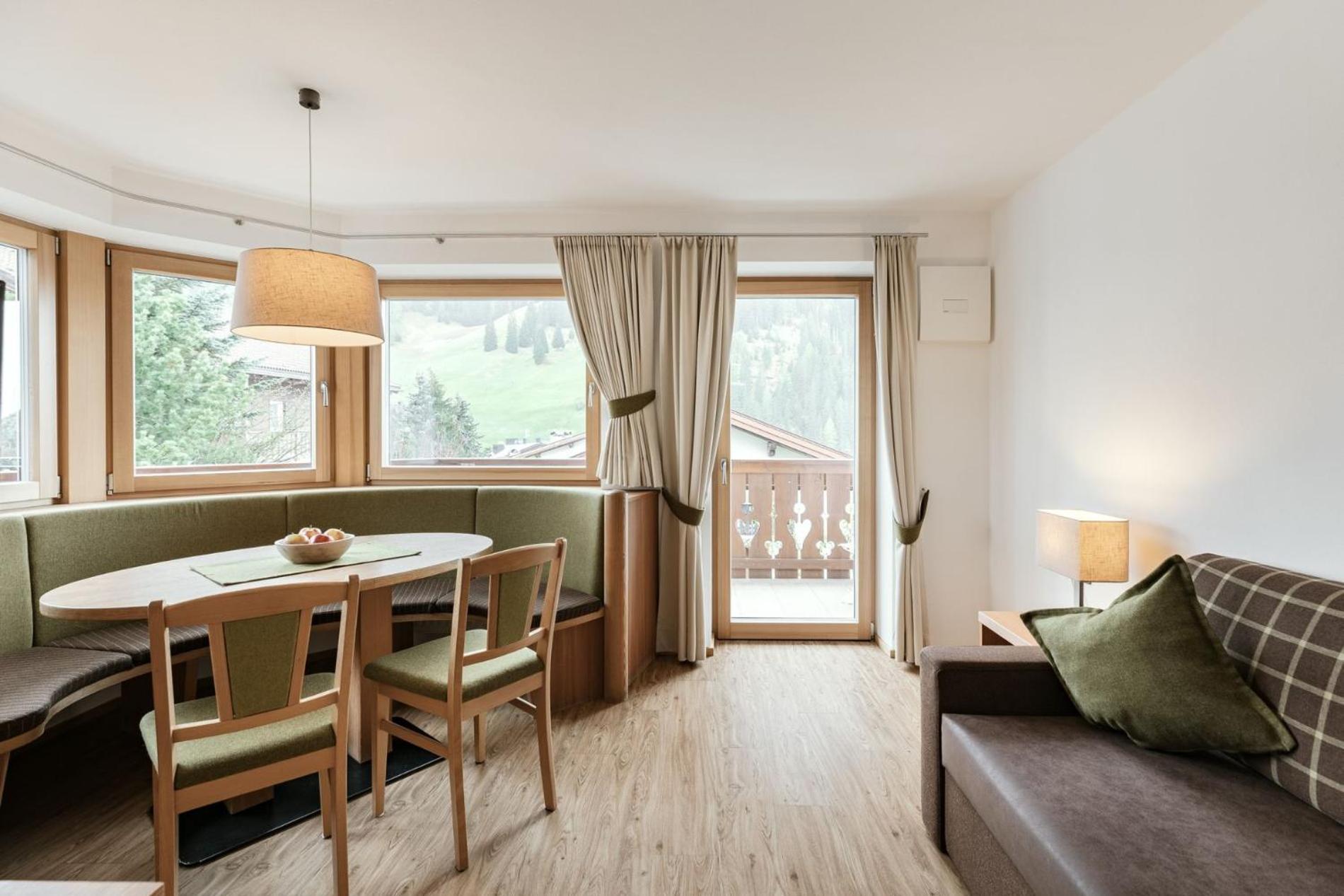 סלבה די ואל גרדנה Apartments Burvel חדר תמונה