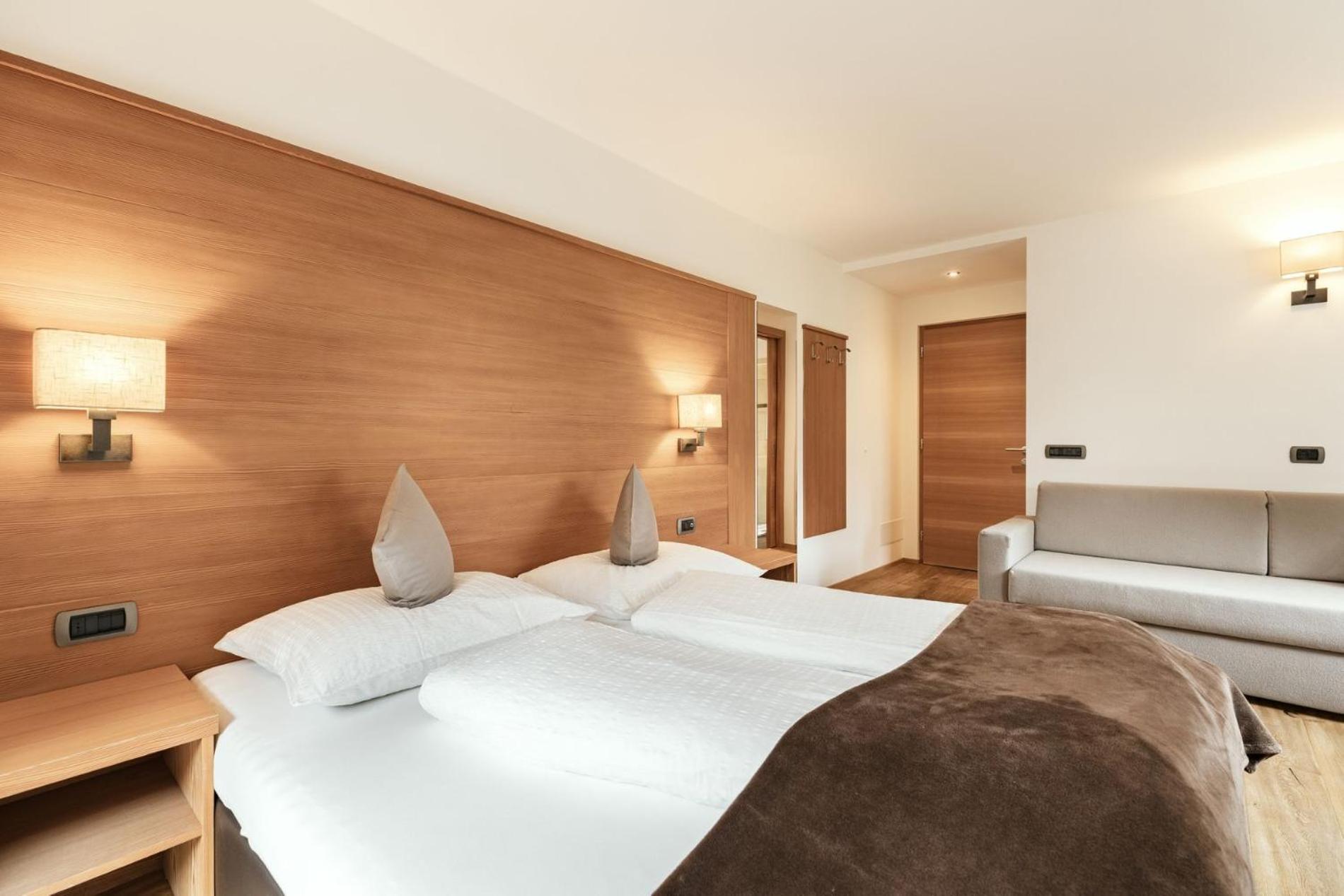 סלבה די ואל גרדנה Apartments Burvel מראה חיצוני תמונה
